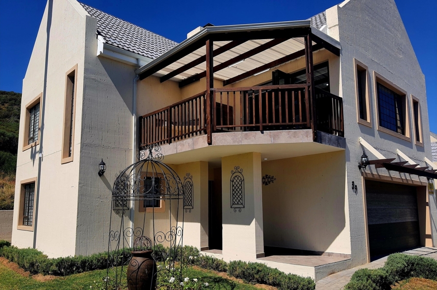 3 Bedroom Property for Sale in Vakansieplaas Western Cape